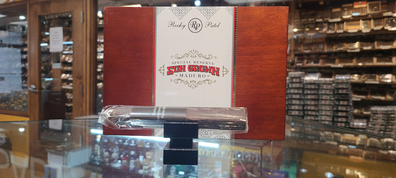 Rocky Patel - Sungrown Maduro Petit Belicoso