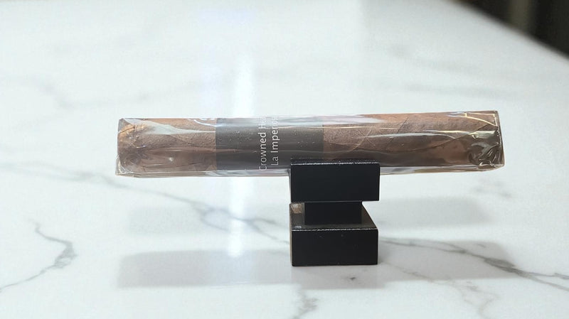 Crowned_Heads_-_La_Imperiosa_Dukes