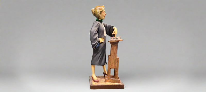 Guillermo Forchino -  Lady Lawyer Special Edition