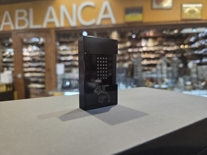 Ligne 2 - Lacquered Lighter - Behike - Black 2025 - S.T. Dupont