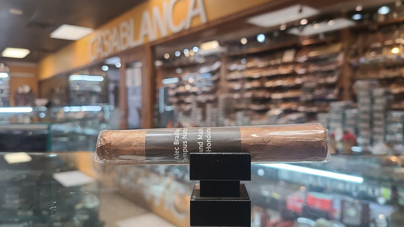 Alec Bradley - Tempus Natural Terra Nova - Robusto