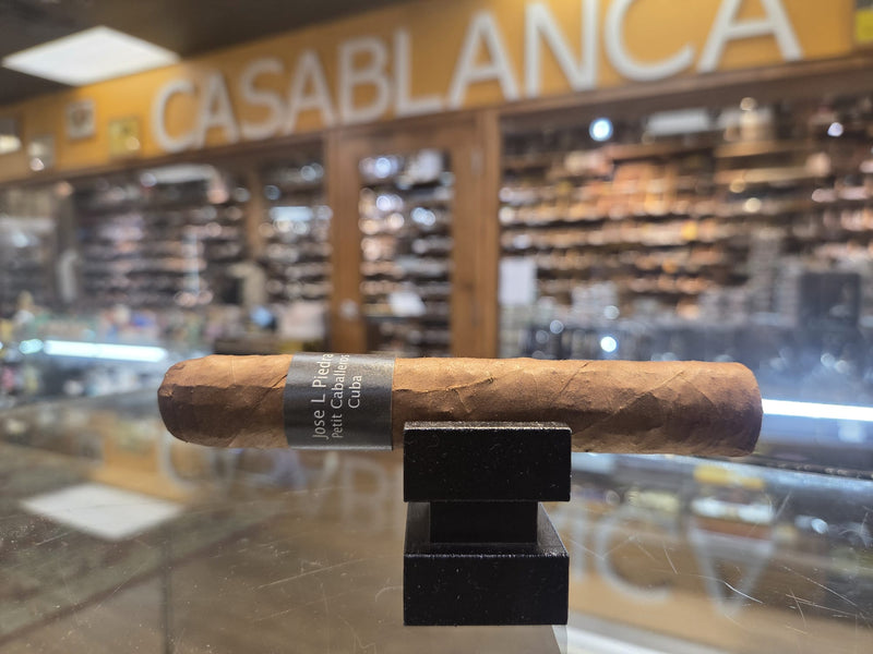 Jose L Piedra - Petit Caballeros