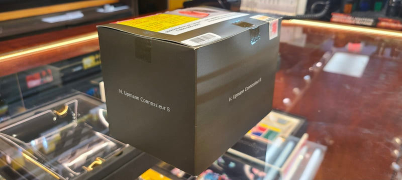 H. Upmann - Connossieur B - Box of 25