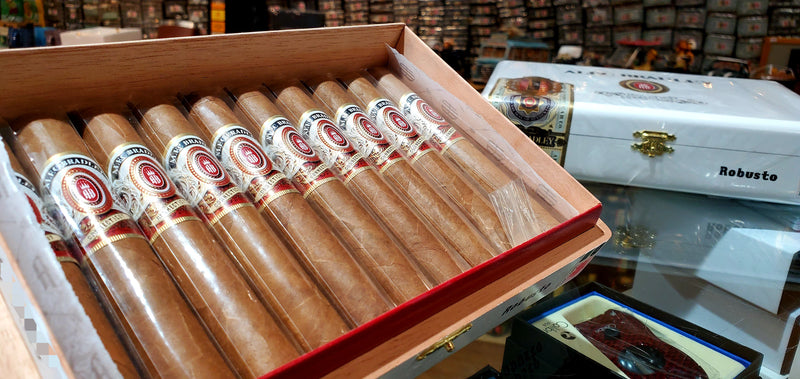 Alec Bradley - Connecticut Robusto