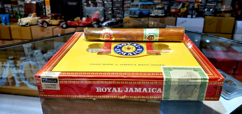 Director No. 1 - Box of 10 - Royal Jamaican