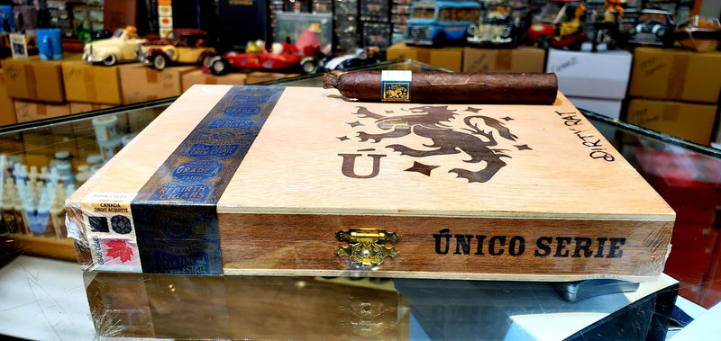 Dirty Rat - Box of 12 - Unico Serie - Liga Privada