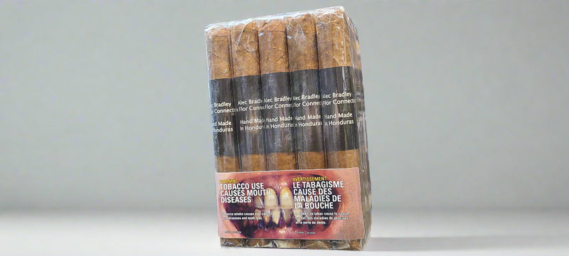 Alec Bradley - Mira Flor - Toro Connecticut Bundle