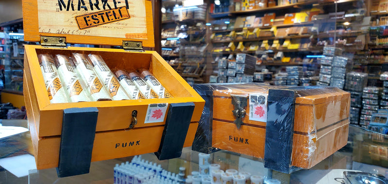 Black Market - Punk Esteli - Box of 20 -Alec Bradley