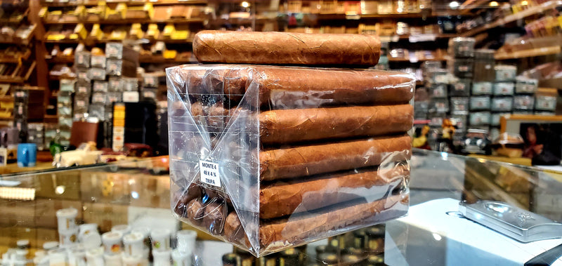 Monte 4 - Robusto - Tripa - 50 x 4 3/4 - Bundle of 25 - HouseBlend Cigar
