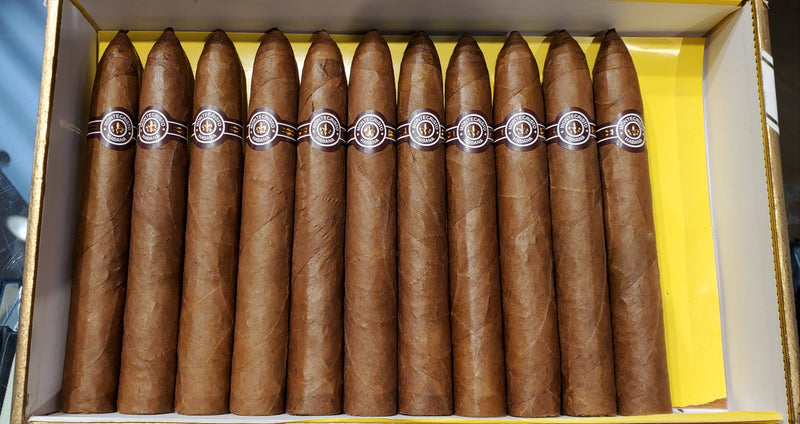 Montecristo No. 2 *2013 Cigar of the Year*
