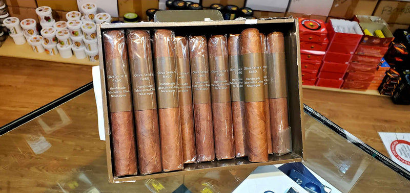 Oliva - Serie V Double Toro (6x60) - 2012 Cigar of the Year