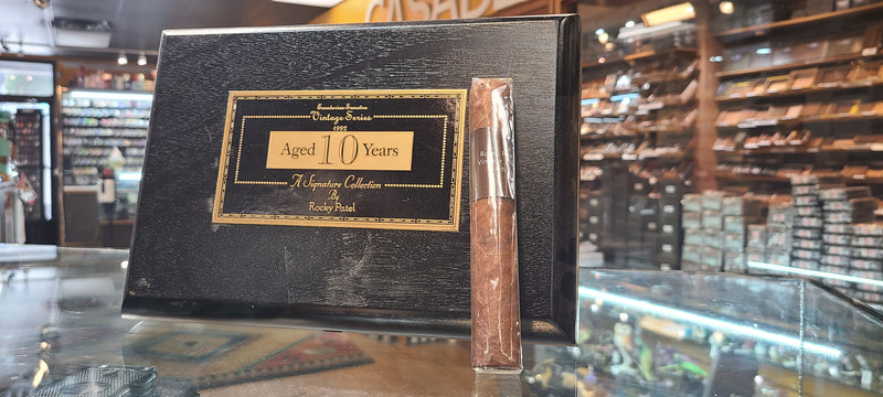 Rocky Patel - Vintage 1992 Sixty