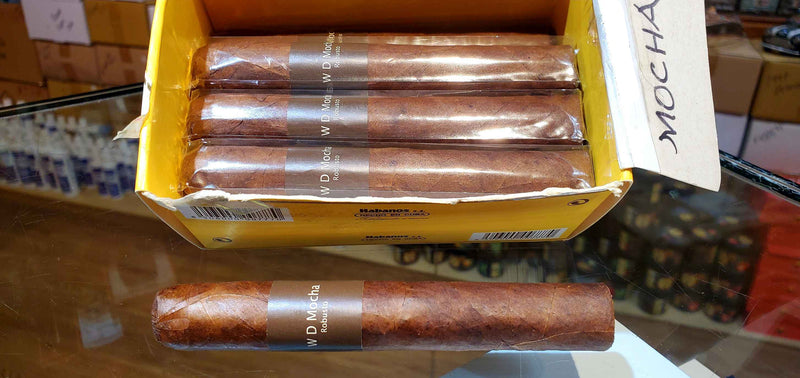 WD - Mocha Robusto